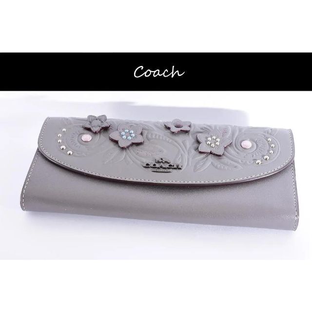 COACH(コーチ)のコーチ 新品♡長財布 上品 美しい花飾り 3D 綺麗な浮彫 繊細な花細工 革♪ レディースのファッション小物(財布)の商品写真