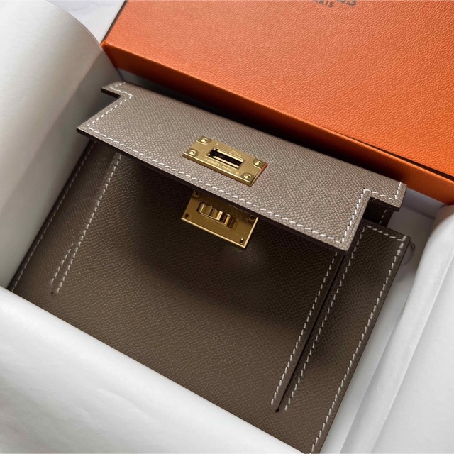 新品未使用 HERMES ケリーポケットコンパクト エルメスエトープ