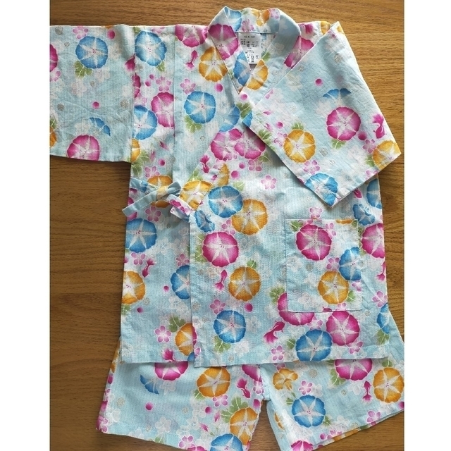 女の子甚平120 キッズ/ベビー/マタニティのキッズ服女の子用(90cm~)(甚平/浴衣)の商品写真