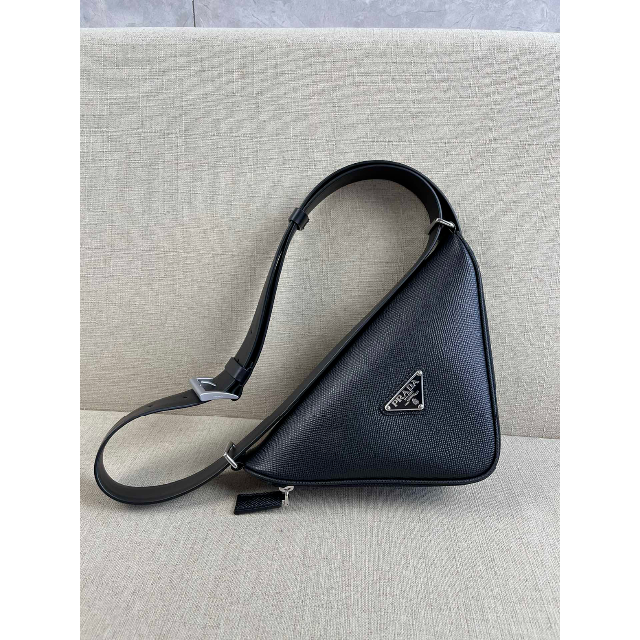 円高還元 PRADA 美品 - PRADA プラダ ポーチ ベルトバッグ