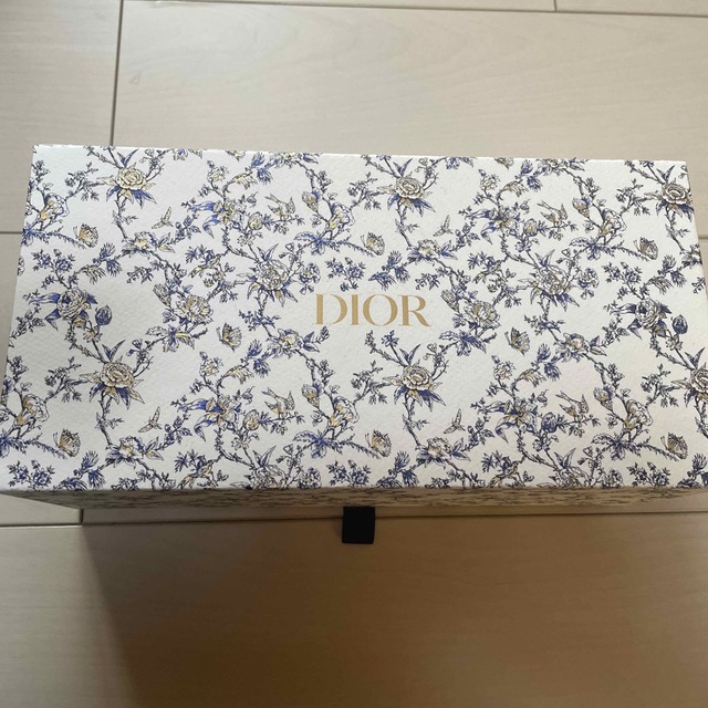 Christian Dior(クリスチャンディオール)のDiorマグカップ インテリア/住まい/日用品のキッチン/食器(グラス/カップ)の商品写真