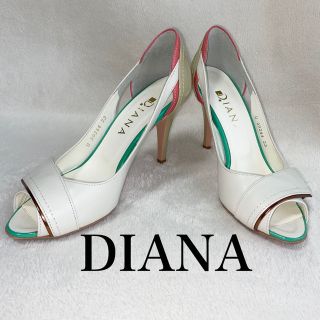 ダイアナ(DIANA)のDIANA  23cm パンプス　レザー×エナメル　バイカラー　春夏にピッタリ！(ハイヒール/パンプス)