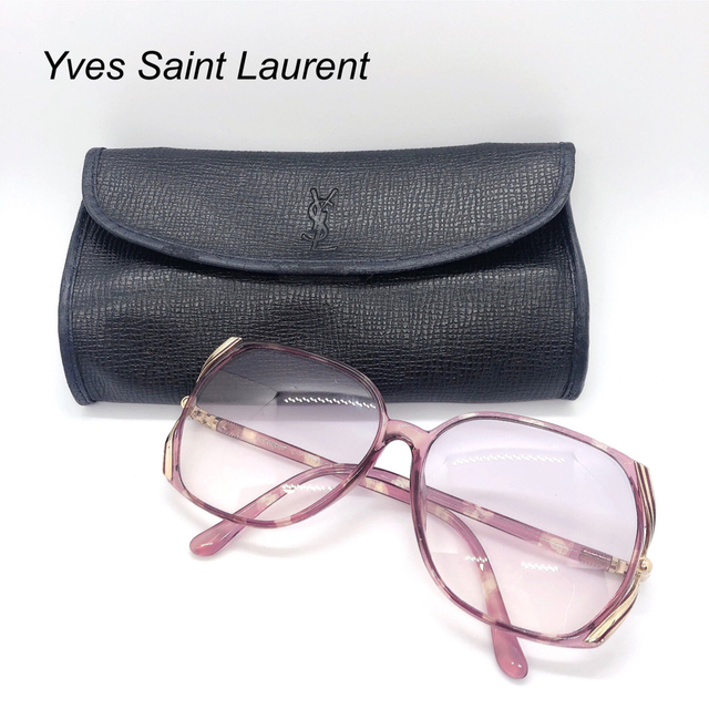 Yves Saint Laurent(イヴサンローラン)のゆぅしぃ様 Yves saint Laurent   サングラス   ケース付き レディースのファッション小物(サングラス/メガネ)の商品写真