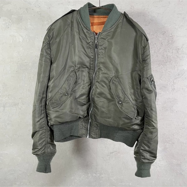 ALPHA INDUSTRIES(アルファインダストリーズ)のUSA製 L-2B フライトジャケットM ALPHA 90s ma-1 メンズのジャケット/アウター(フライトジャケット)の商品写真