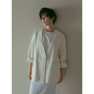 ETRE TOKYO - etre tokyo 23SS完売品 ボンディングノーカラー