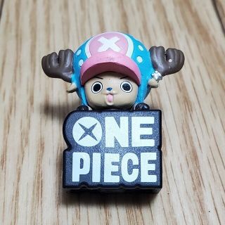 ワンピース　チョッパー　スマホピンジャックカバー　中古品(ストラップ/イヤホンジャック)