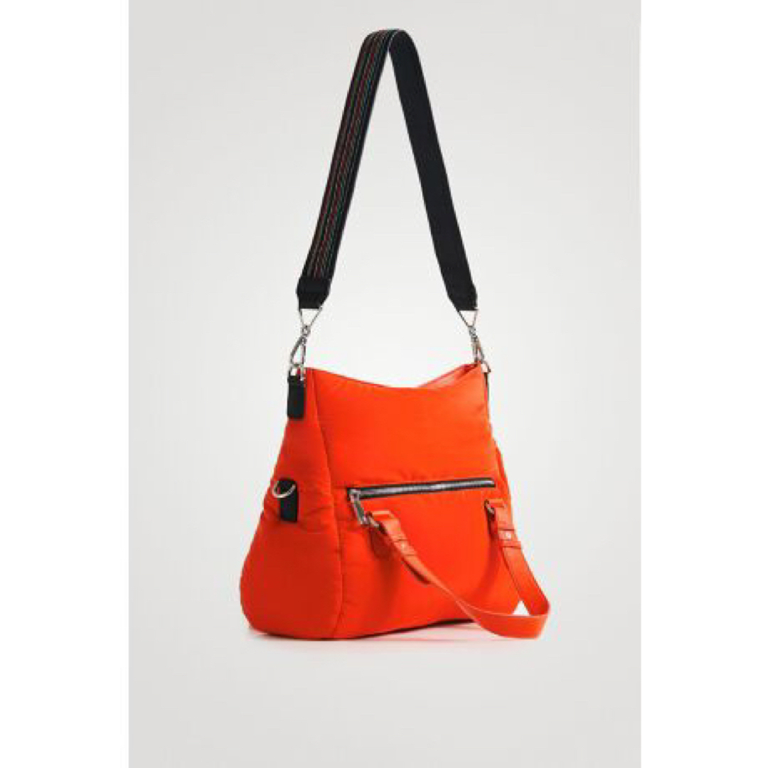 DESIGUAL(デシグアル)の新品✨タグ付き♪ Desigual デシグアル　ショルダーバッグ  オレンジ レディースのバッグ(ショルダーバッグ)の商品写真