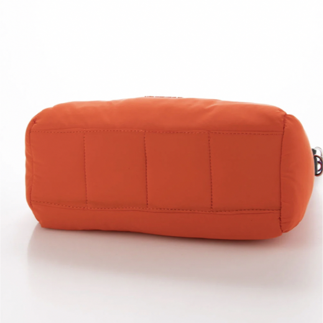 DESIGUAL(デシグアル)の新品✨タグ付き♪ Desigual デシグアル　ショルダーバッグ  オレンジ レディースのバッグ(ショルダーバッグ)の商品写真