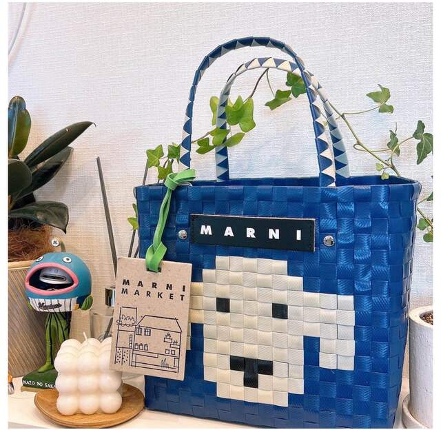 Marni(マルニ)のマルニ  2023 レディースのバッグ(ハンドバッグ)の商品写真