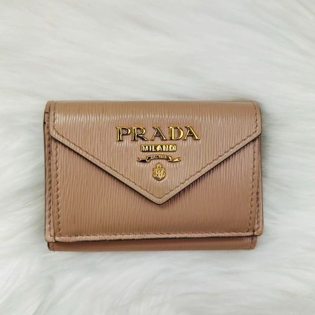 PRADA 1M0176 SAFFIANO　極美品