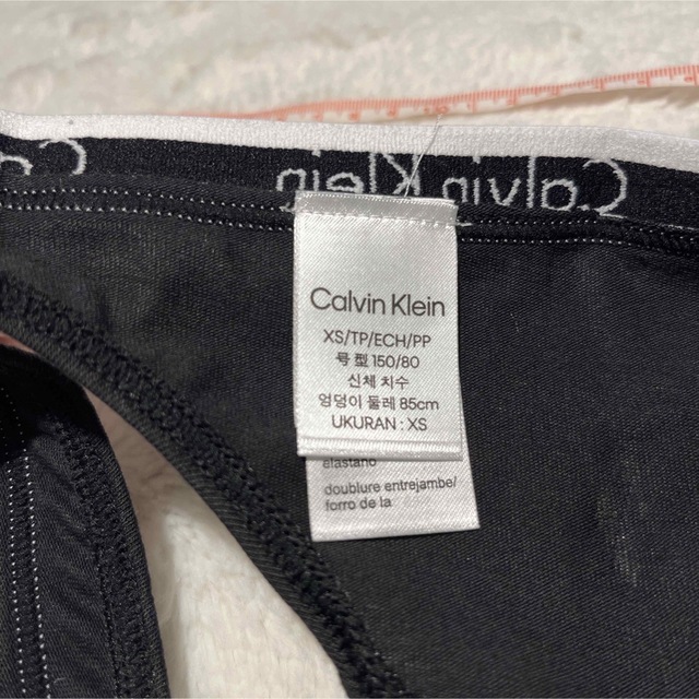 Calvin Klein(カルバンクライン)の新品 Calvin Klein Tバック ソング 下着 3枚セット ブラック レディースの下着/アンダーウェア(その他)の商品写真