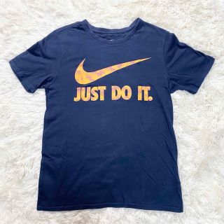 ナイキ(NIKE)のNIKE Tシャツ　ネイビー　デカロゴ　スウォッシュ　サイズM(Tシャツ(半袖/袖なし))