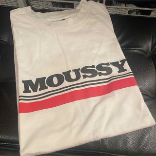 マウジー(moussy)のmoussy Tシャツ(Tシャツ(半袖/袖なし))