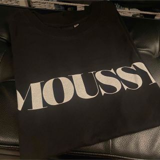 マウジー(moussy)のmoussy Tシャツ(Tシャツ(半袖/袖なし))