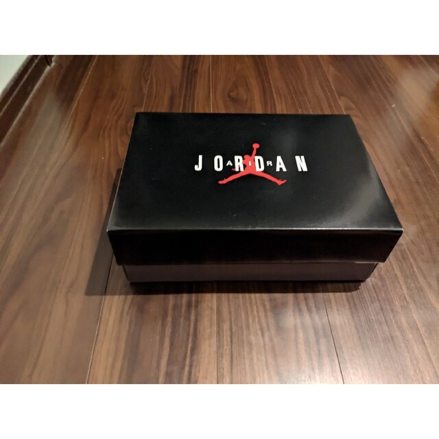 Jordan Brand（NIKE）(ジョーダン)のエア　ジョーダン　11　LOW　72−10 メンズの靴/シューズ(スニーカー)の商品写真