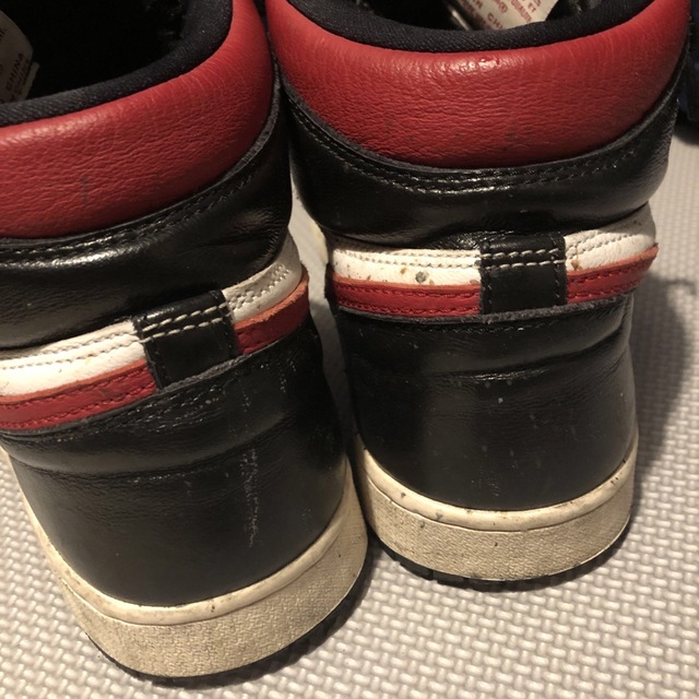 NIKE(ナイキ)のAIR JORDAN 1 HIGH OG GIM RED 訳あり メンズの靴/シューズ(スニーカー)の商品写真