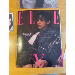 エル(ELLE)のELLE Korea BTS V 2023 4月(アート/エンタメ/ホビー)