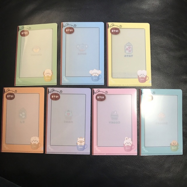 BT21 ミニファイル エンタメ/ホビーのタレントグッズ(アイドルグッズ)の商品写真