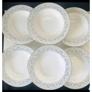 ウェッジウッド(WEDGWOOD)のウェッジウッド　ドルフィンホワイト　ディーププレート　6枚(食器)