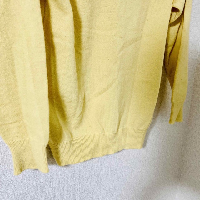 LYLE&SCOTT(ライルアンドスコット)のLyle&Scott　メンズ　ウール　Vネックセーター　黄色 メンズのトップス(ニット/セーター)の商品写真