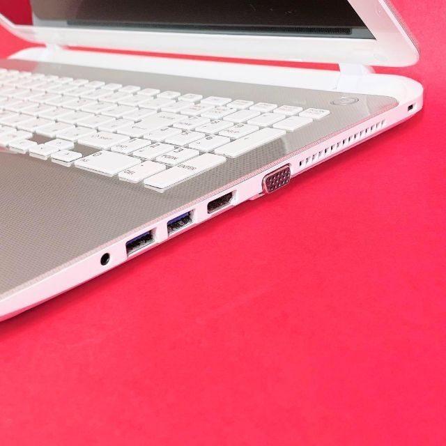 貴重✨サクサクSSD!薄型ゴールドノートパソコン!カメラで在宅学習
