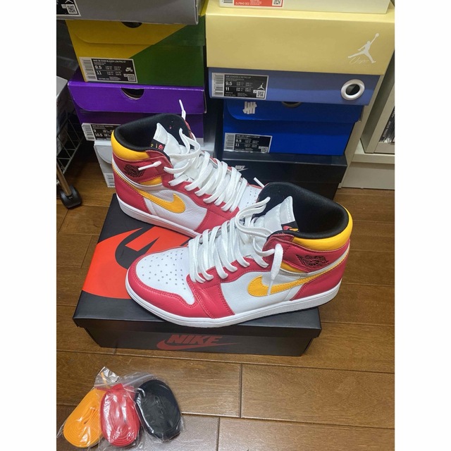 Jordan Brand（NIKE）(ジョーダン)の AIR JORDAN 1 HIGH OG LIGHT FUSION RED メンズの靴/シューズ(スニーカー)の商品写真