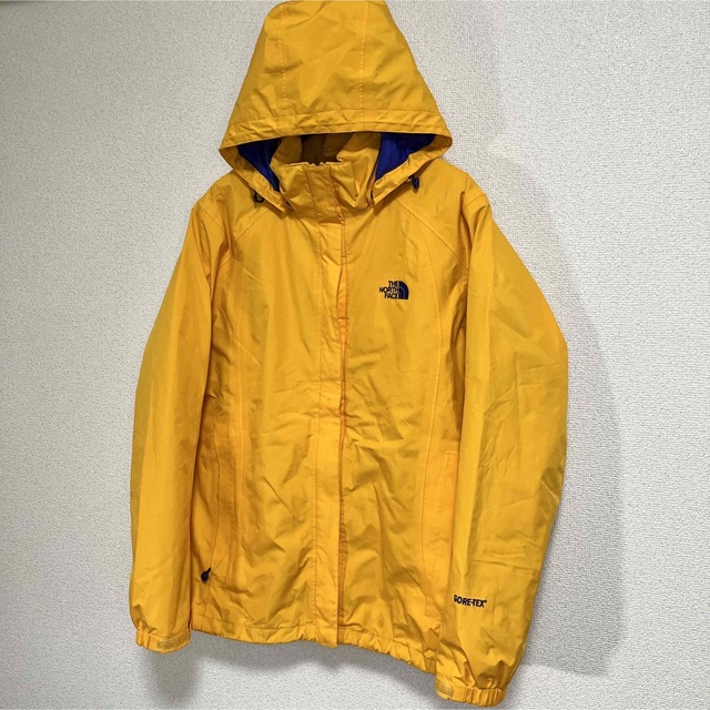 THE NORTH FACE(ザノースフェイス)の美品人気 ノースフェイス マウンテンパーカー ゴアテックス レディースXL レディースのジャケット/アウター(ナイロンジャケット)の商品写真