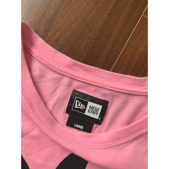 NEW ERA(ニューエラー)のNEWERA ニューエラ　プレイボーイコラボ　Tシャツ　Lサイズ メンズのトップス(Tシャツ/カットソー(半袖/袖なし))の商品写真