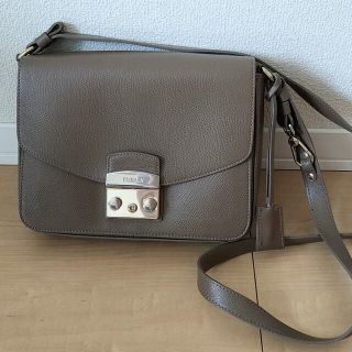 フルラ(Furla)のFURLA　2wayショルダーバッグ　トープ　グレージュ(ショルダーバッグ)