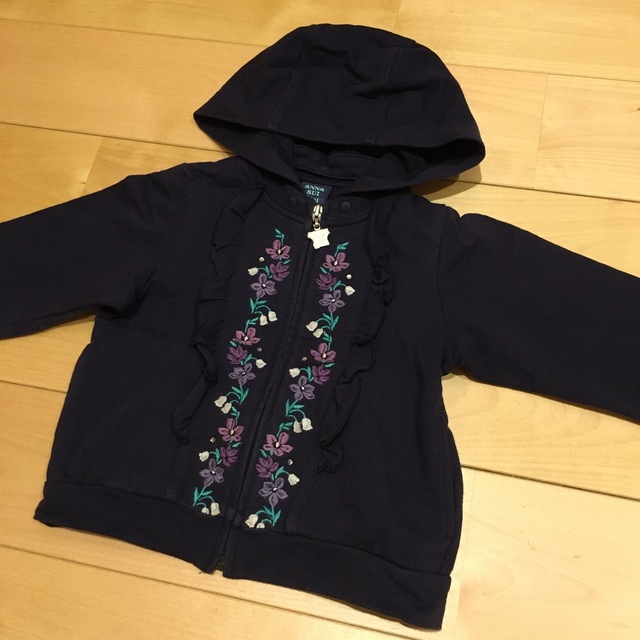 ANNA SUI mini(アナスイミニ)のアナスイミニ★パーカー★90㎝★S キッズ/ベビー/マタニティのキッズ服女の子用(90cm~)(ジャケット/上着)の商品写真