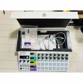 BEATSTEP PRO/Arturia/楽器を3台演奏できるシーケンサー！！