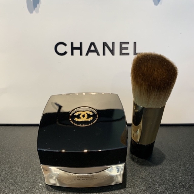 CHANEL サブリマージュ　ル　タン　20ベージュ