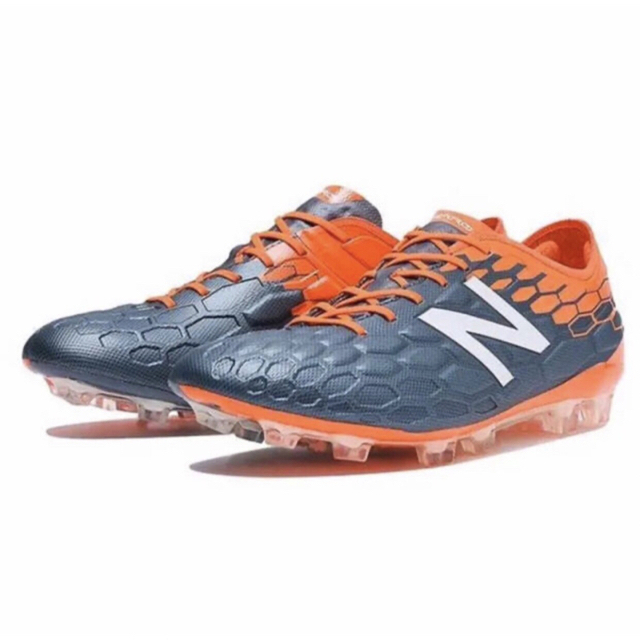 New Balance(ニューバランス)のnew balance サッカースパイク スポーツ/アウトドアのサッカー/フットサル(シューズ)の商品写真