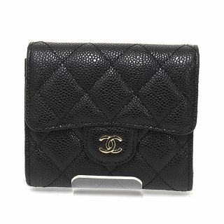 シャネル(CHANEL)のシャネル CHANEL クラシック スモール フラップ ウォレット ブラック キャビアスキン AP0231 A82288 三つ折り財布 マトラッセ ココマーク 黒 ゴールド金具 30番台 ギャランティカード有 新品同様(財布)