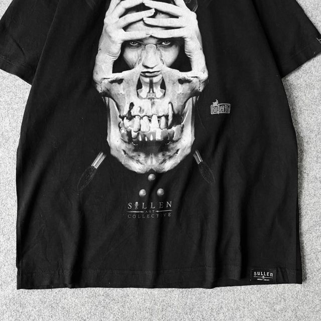 ART VINTAGE(アートヴィンテージ)の【vintage】髑髏 スカル モノトーン グラフィック ルーズ 黒 Tシャツ メンズのトップス(Tシャツ/カットソー(半袖/袖なし))の商品写真