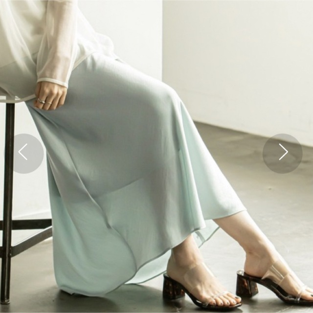 Noble(ノーブル)のNoble⭐︎ナローＡラインサテンスカート レディースのスカート(ロングスカート)の商品写真