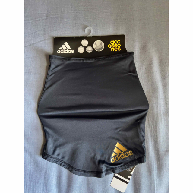 adidas(アディダス)のアディダス　ネックカバー　接触冷感　日焼け　首 スポーツ/アウトドアのトレーニング/エクササイズ(ウォーキング)の商品写真