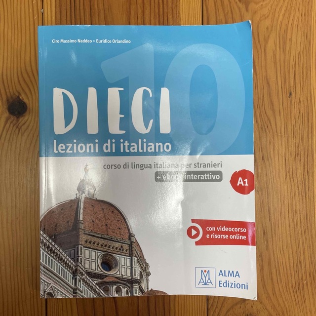DIECI lezioni de italiano A1 ディエチ