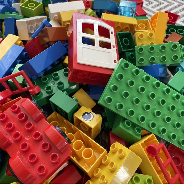 Lego(レゴ)のLego レゴ　Duplo 大量まとめ売り キッズ/ベビー/マタニティのおもちゃ(知育玩具)の商品写真