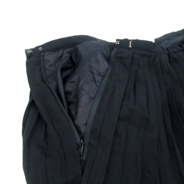 le.coeur blanc(ルクールブラン)のルクールブラン プリーツスカート ミモレ丈 38 紺 ネイビー レディースのスカート(ひざ丈スカート)の商品写真