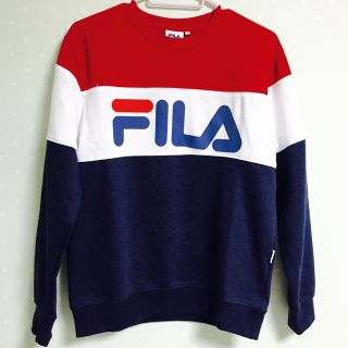 フィラ(FILA)の早い者勝ち‼️⭐️ フィラ 切り替え トレーナー レッド(トレーナー/スウェット)