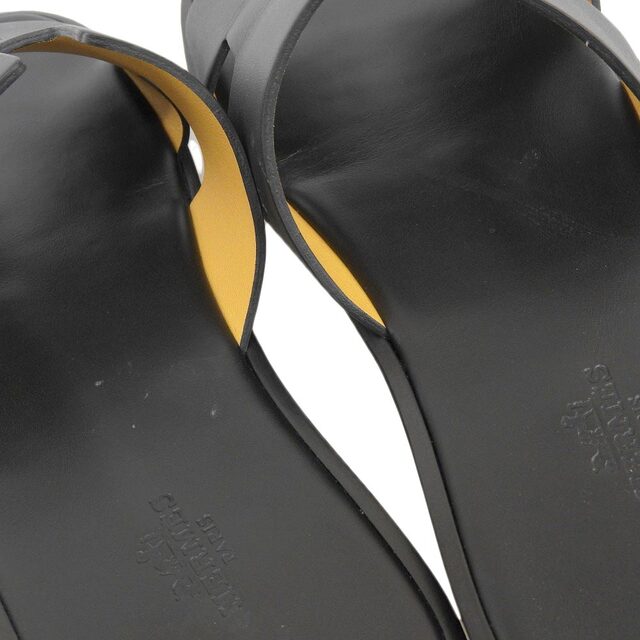Hermes(エルメス)の【本物保証】 箱・布袋付 超美品 エルメス HERMES イズミール Hサンダル レザー ブラック 黒 41 メンズ メンズの靴/シューズ(サンダル)の商品写真