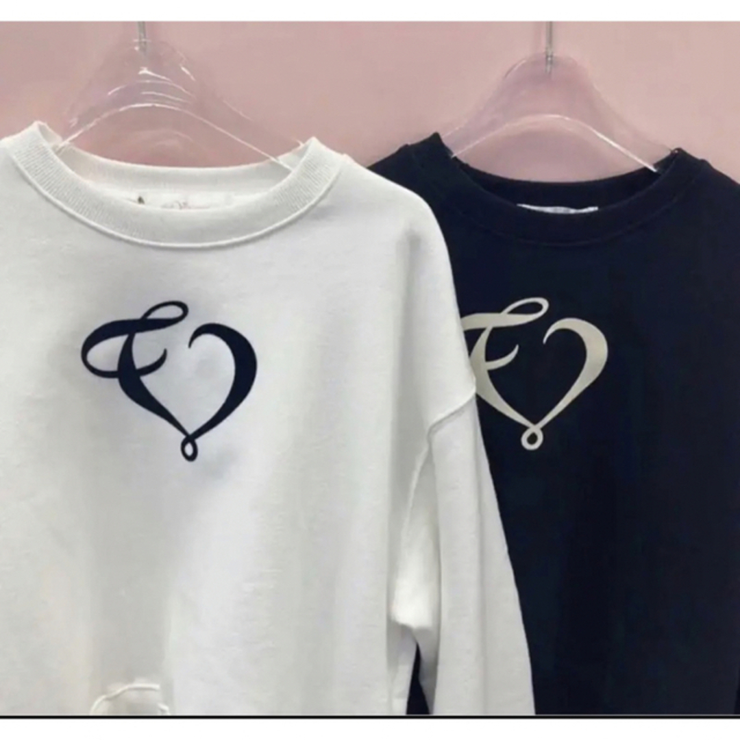 TheVirgins heart velvet logo sweat