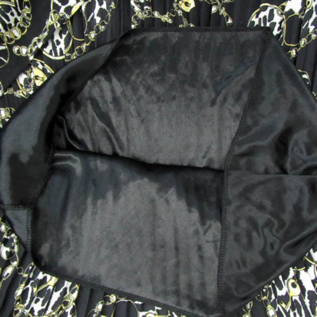 Bou Jeloud(ブージュルード)のブージュルード プリーツスカート ロング丈 総柄 38 マルチカラー 黒 レディースのスカート(ロングスカート)の商品写真