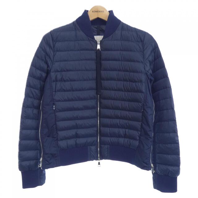 モンクレール MONCLER ダウンジャケット