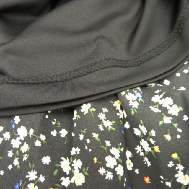 niko and...(ニコアンド)のニコアンド フレアスカート ギャザースカート ロング丈 花柄 マルチカラー 黒 レディースのスカート(ロングスカート)の商品写真