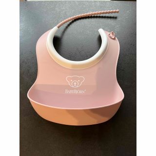 ベビービョルン(BABYBJORN)の新品未使用　ベビービョルン　お食事スタイ　スモール　パウダーピンク(お食事エプロン)