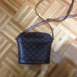 ルイヴィトン(LOUIS VUITTON)のLouis Vuitton ショルダー(ショルダーバッグ)