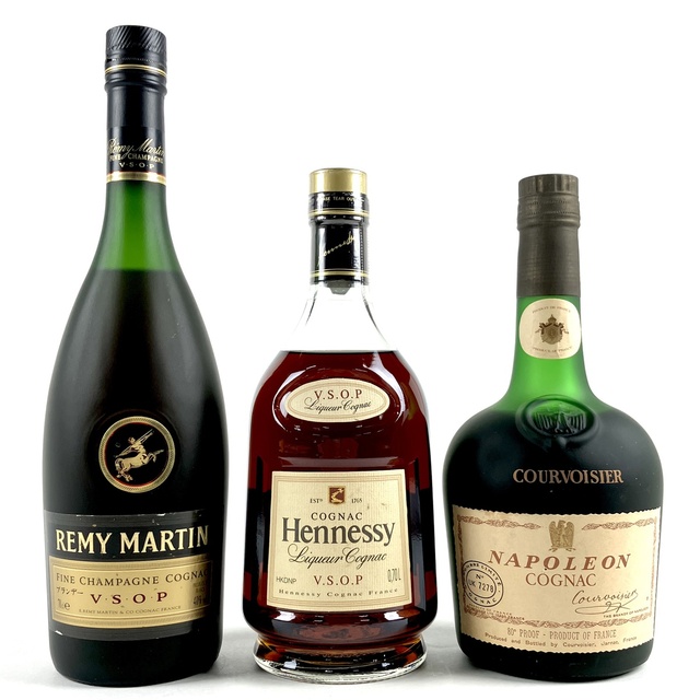 3本 REMY MARTIN Hennessy COURVOISIER コニャック 700ml 最新コレッ