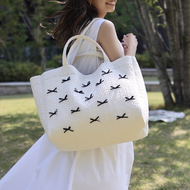 新品未使用　ayako Purse Bag /WHITE